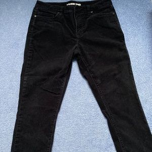 Women's Mid Rise Straight Leg Corduroy Pants - Short